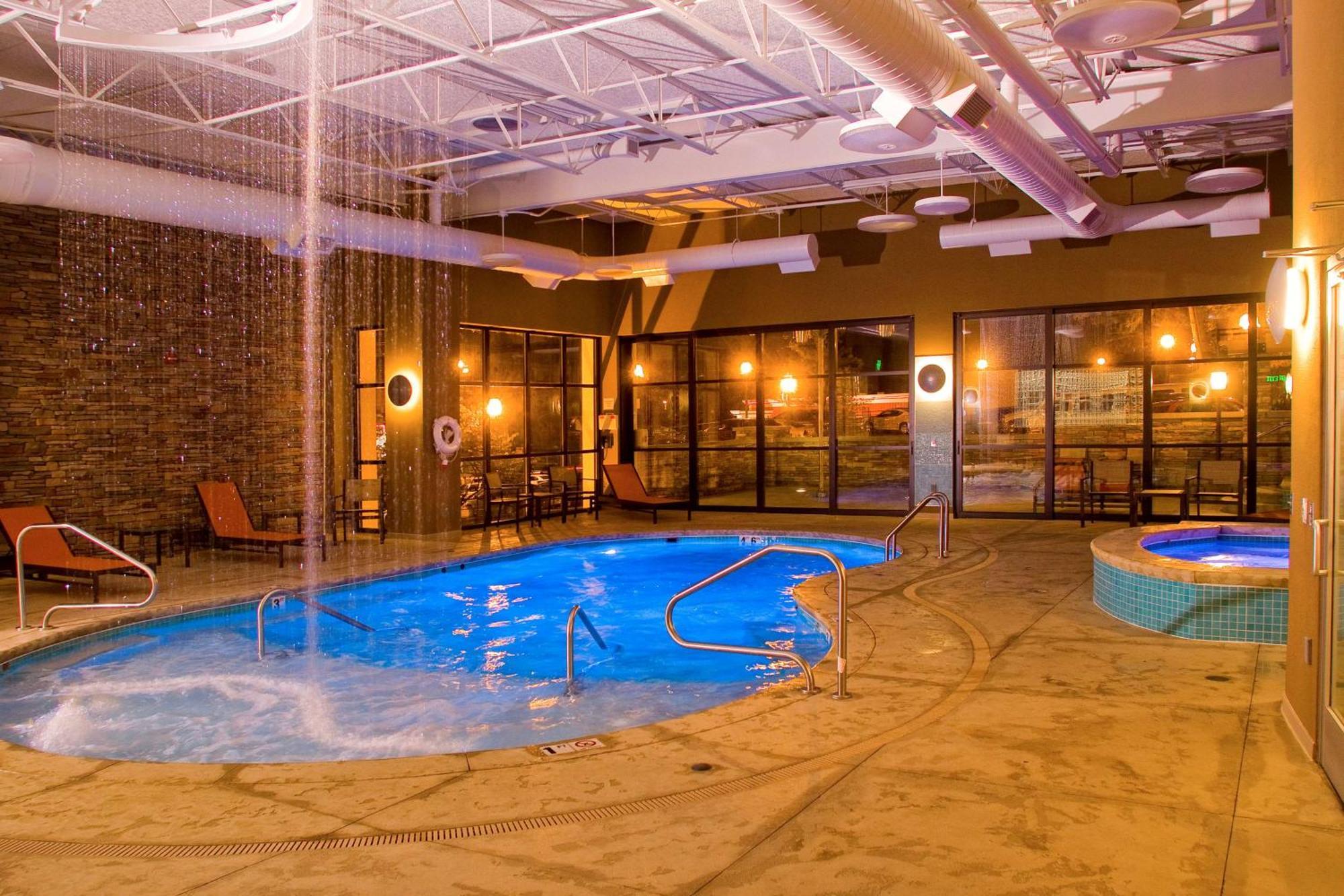 Hampton Inn Wheeling Exterior photo